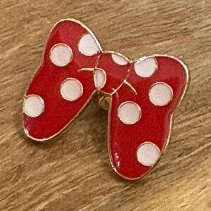 DISNEY 🐭Minnie Mouse BIG Red Polka Dot Bow Pin